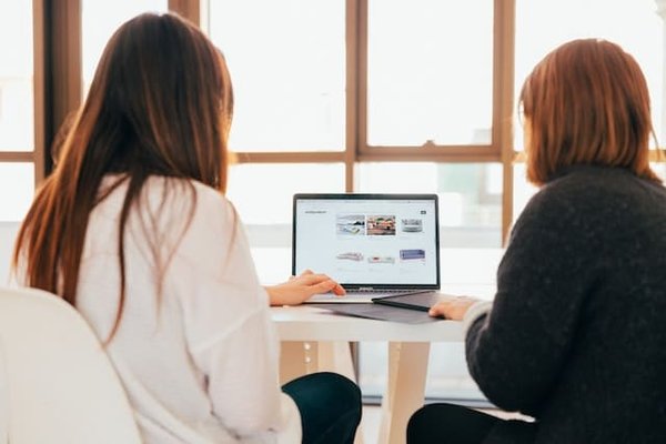 Formation en informatique de l'image avec des images libres de droits